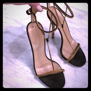 Gucci gold chain shoes